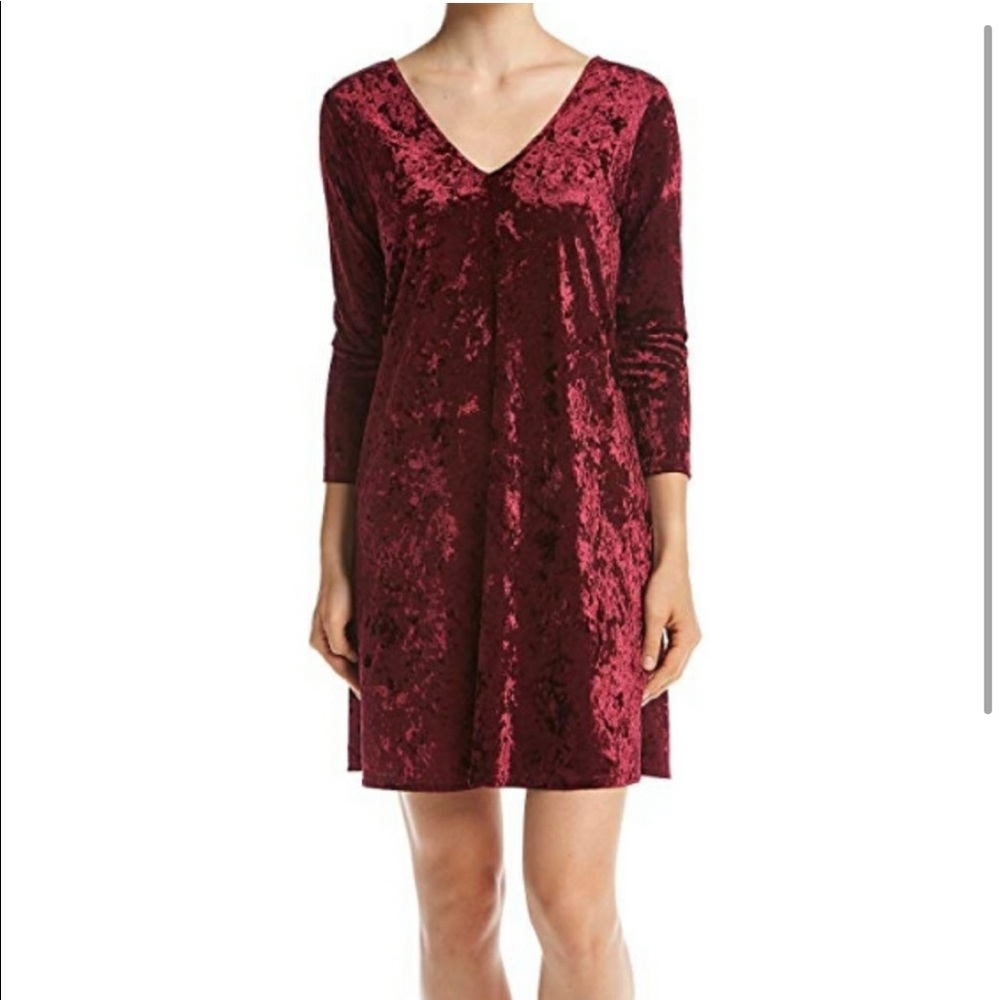 Red long sleeve velvet dress